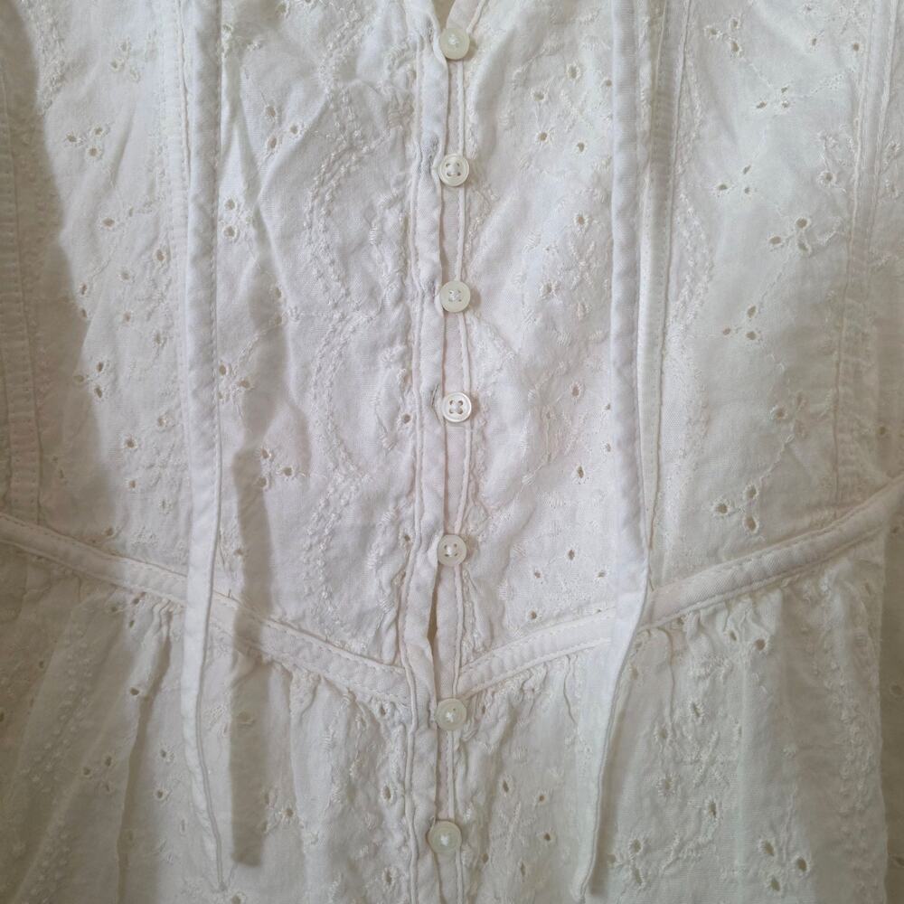 Old Navy Oversized Embroidered Cutwork Tie-Neck Blouse Large - Picture 4 of 10